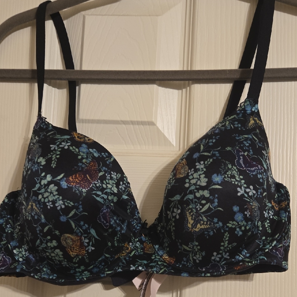 Victoria's Secret Black Floral Bra